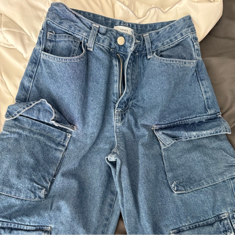 Forever 21 baggy jeans